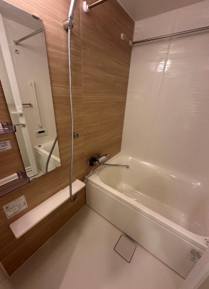 バス・シャワールーム　☆ゆったりくつろげるお風呂☆
