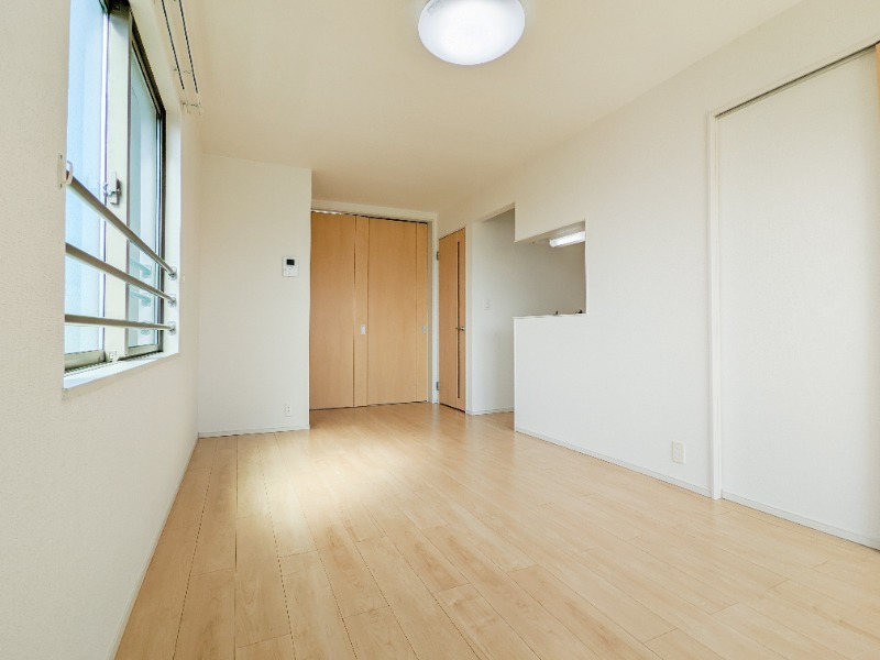 居室・リビング　図面と現状に相違がある場合には現状を優先