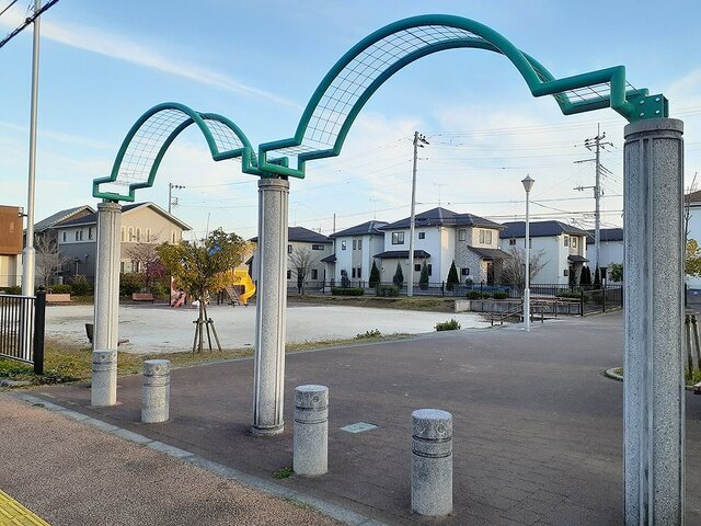 公園　香取台公園（公園）まで240m