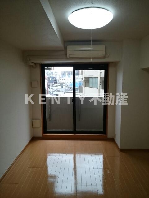 その他部屋・スペース　使い勝手のいい寝室です