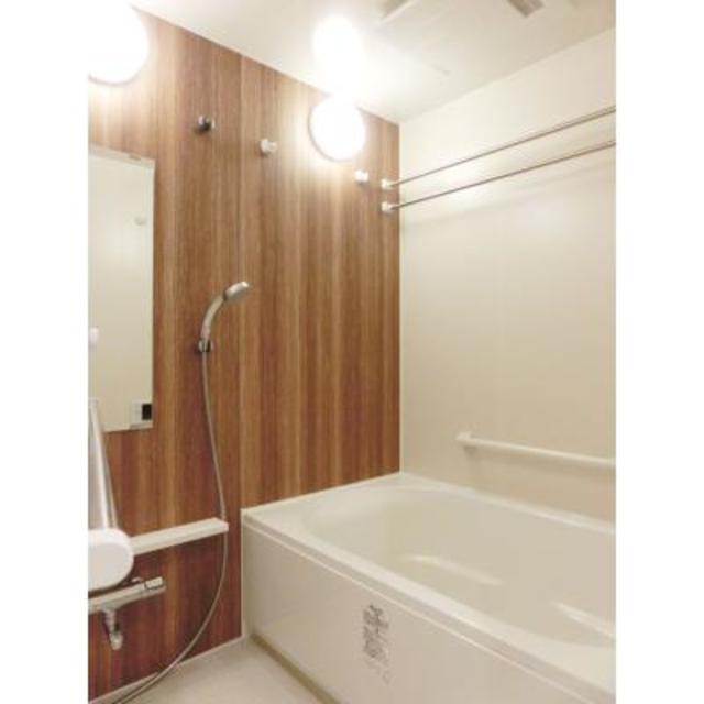 バス・シャワールーム　※写真は同タイプ住戸です。