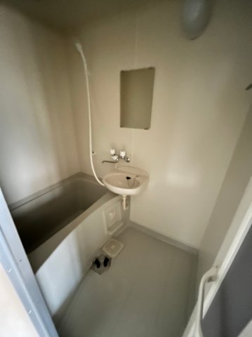 バス・シャワールーム　別号室の写真です。ご参考までに