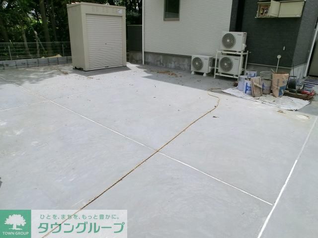駐車場　敷地内駐車場
