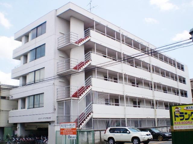 建物外観　☆外観はタイルのマンションです☆
