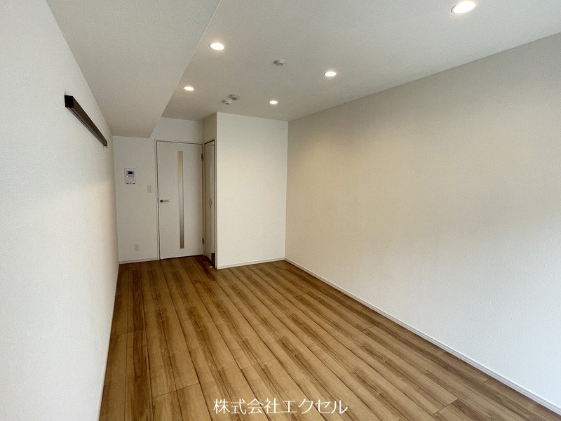 その他部屋・スペース　明るいお部屋でゆっくりとくつろいでいただけます。