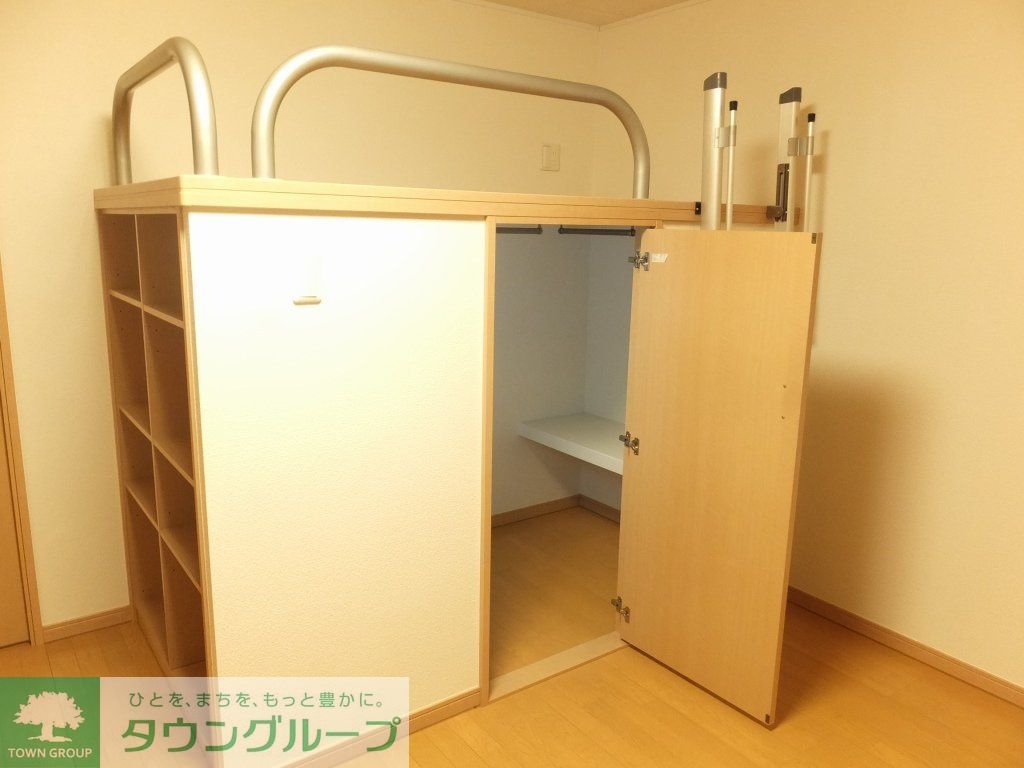 その他部屋・スペース　ベット下大型収納