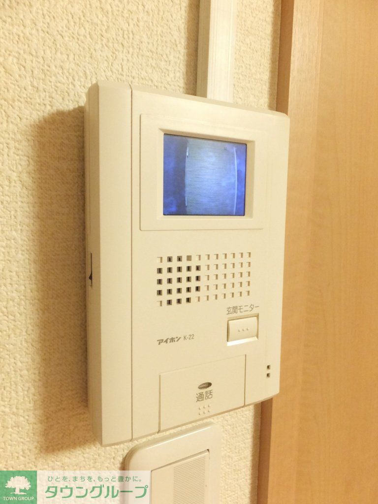 その他　カラーモニターインターフォン搭載！