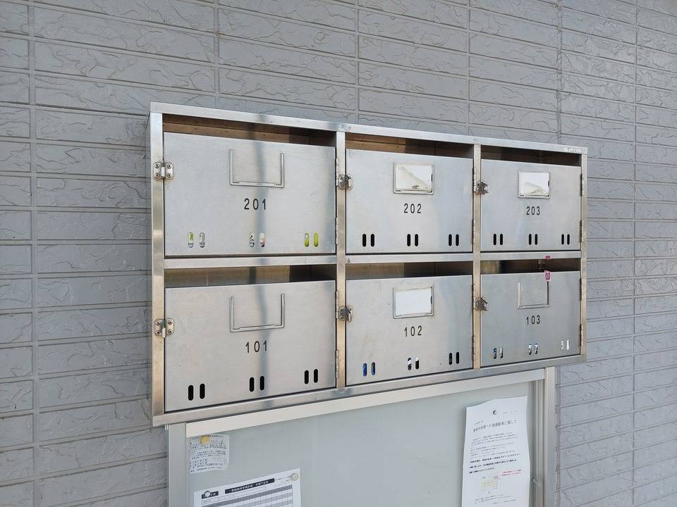 エントランス　メールBOX