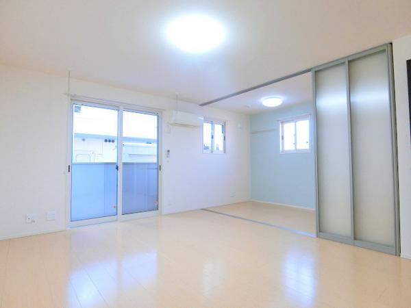 居室・リビング　写真は別のお部屋のイメージです