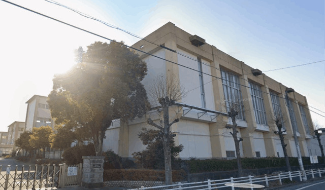 小学校　刈谷市立東刈谷小学校（小学校）まで568m