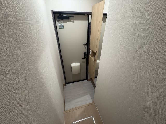 玄関　※反転タイプ