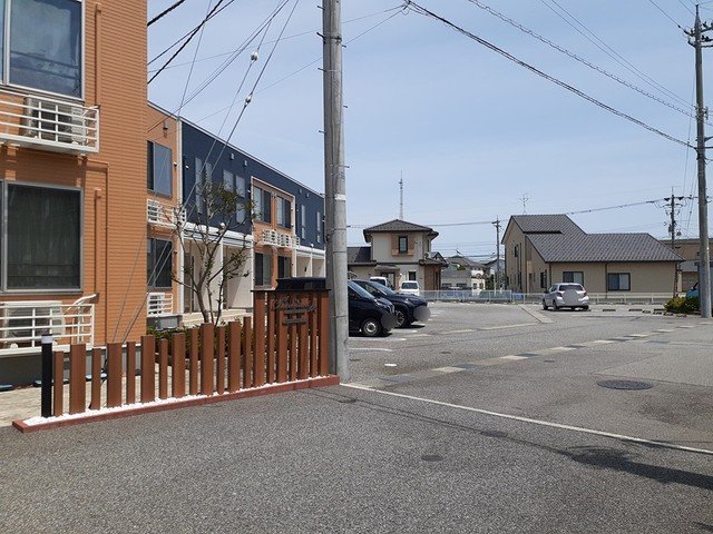 駐車場　駐車場完備です