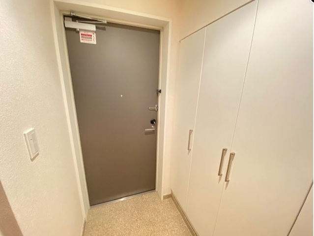玄関　※別部屋参照