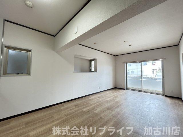 居室・リビング　13号室参照