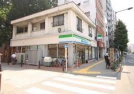 コンビニ　ファミリーマート 六義園店（コンビニ）まで519m