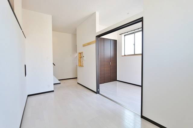居室・リビング　一部屋では物足りない方にもぴったりのお部屋です