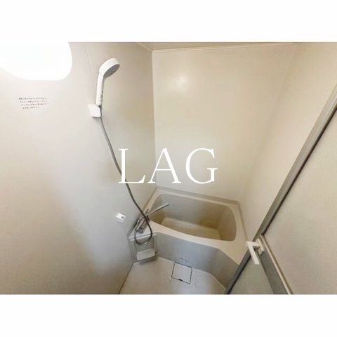 バス・シャワールーム　お風呂です。