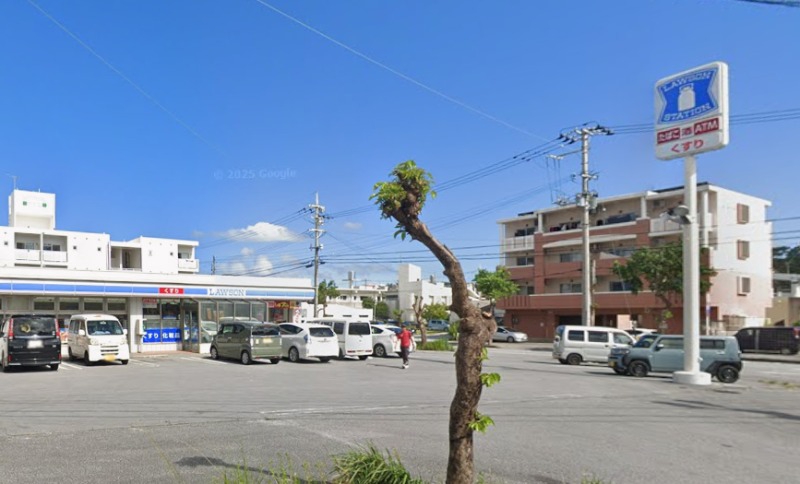 コンビニ　ローソン名護宇茂佐の森店（コンビニ）まで286m