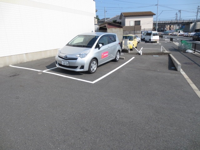 駐車場　駐車場（要空き確認）