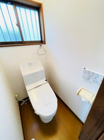 トイレ　※同物件別号室のお写真です。