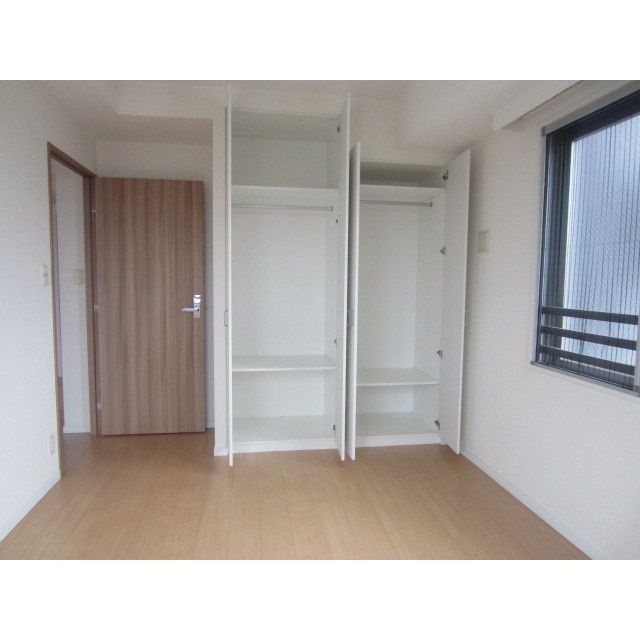 収納　（別タイプ参考写真）アトラス雑司が谷　豊島区雑司ヶ谷1