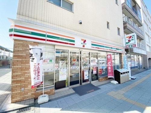 コンビニ　セブンイレブン 大和高座渋谷駅西口店（コンビニ）まで684m