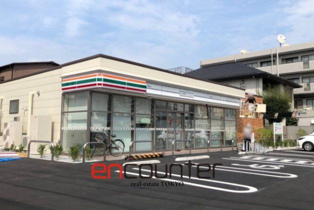 コンビニ　セブンイレブン川口飯塚1丁目店（コンビニ）まで40m