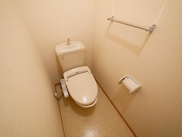 トイレ　ゆったりとした空間のトイレです