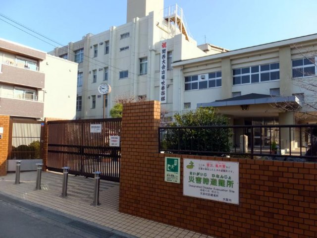 中学校　大阪市立三国中学校（中学校）まで458m