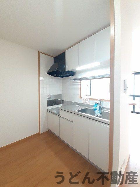 キッチン　うどん県のお部屋探しはうどん不動産へ うどんちゃんとLINE