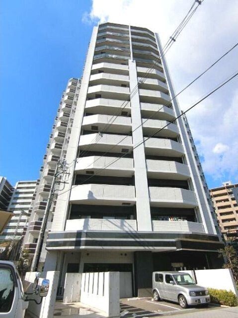 建物外観　オートロック完備