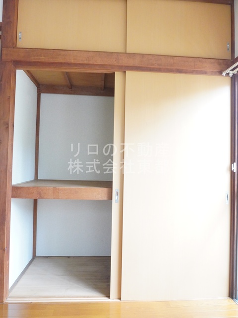 収納　天袋付☆押入タイプは奥行があるので、収納らくらくです♪