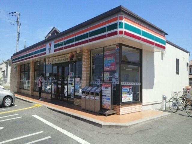 コンビニ　セブンイレブン安土常楽寺店（コンビニ）まで1030m