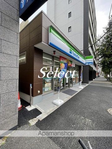 コンビニ　ファミリーマート（コンビニ）まで231m
