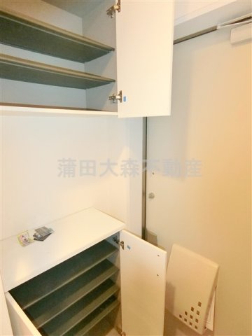 その他設備　玄関収納