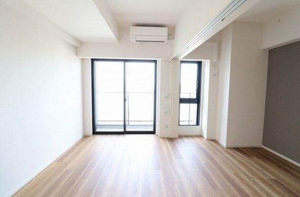 居室・リビング　☆ゆったり過ごせる居間です☆