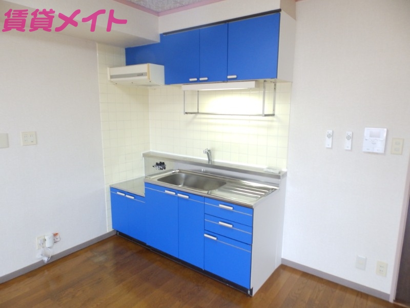 キッチン　同型参考写真