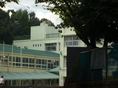 小学校　横浜市立長津田小学校（小学校）まで548m