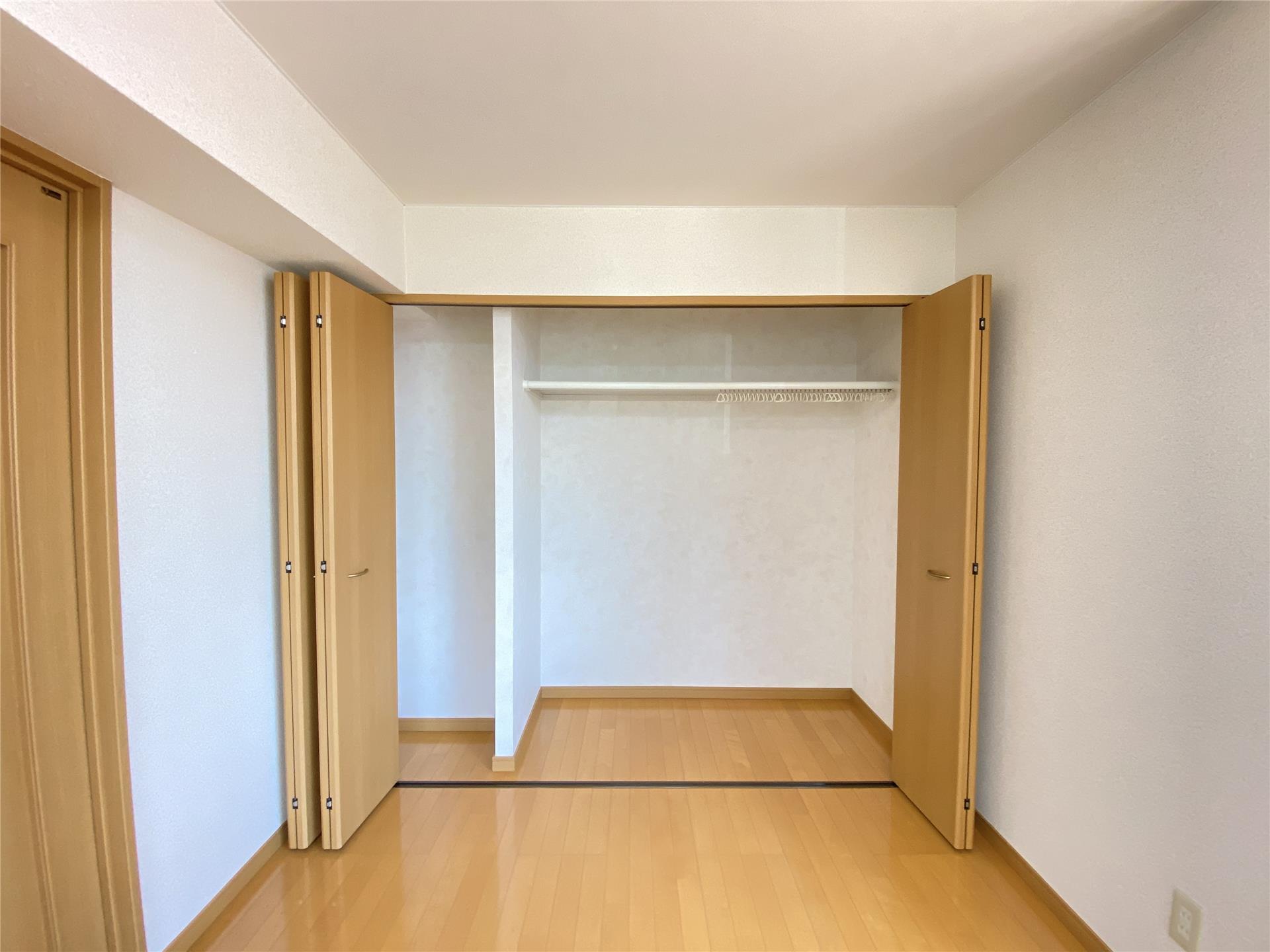 収納　（別部屋参考イメージ）広々とした収納があります♪