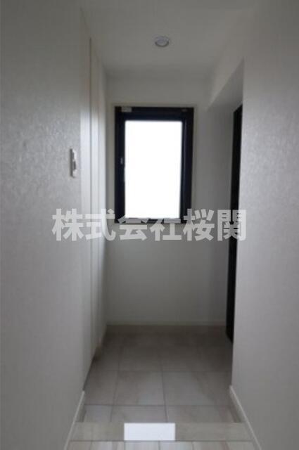 玄関　?