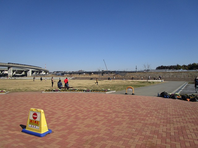 公園　境川遊水地公園（公園）まで180m