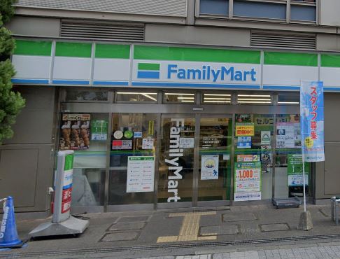 コンビニ　ファミリーマート 三鷹中央通り南店（コンビニ）まで187m
