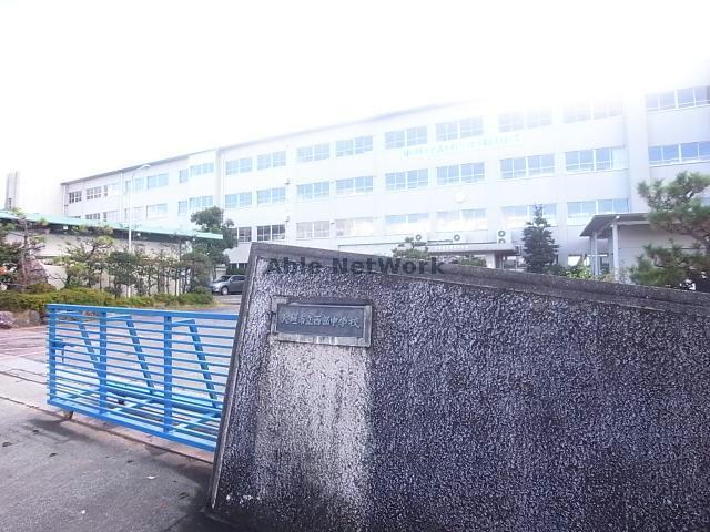 中学校　大垣市立西部中学校（中学校）まで2294m