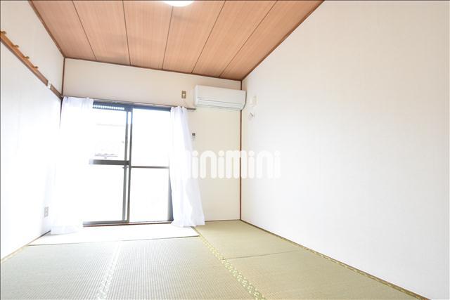 居室・リビング　和室のきれいなお部屋です
