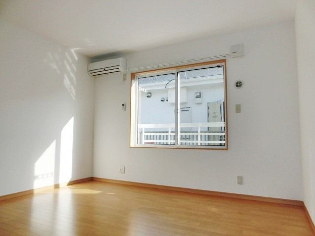 居室・リビング　広いお部屋です。