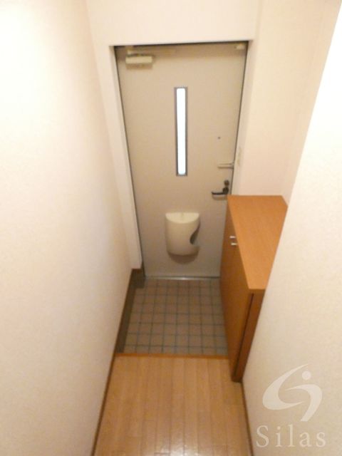 玄関　反転タイプ