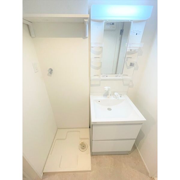 洗面設備　※同シリーズの写真になります。