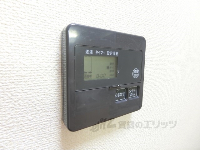 その他設備　給湯器リモコン