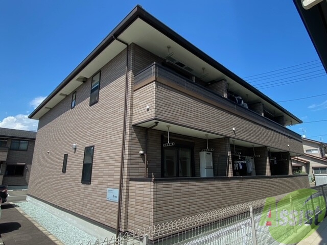 建物外観　名取市大手町「ベネフィスII」