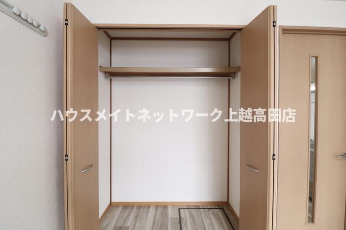 収納　収納（参考103号室反転室内写真）